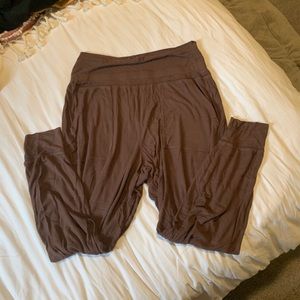 Aerie joggers